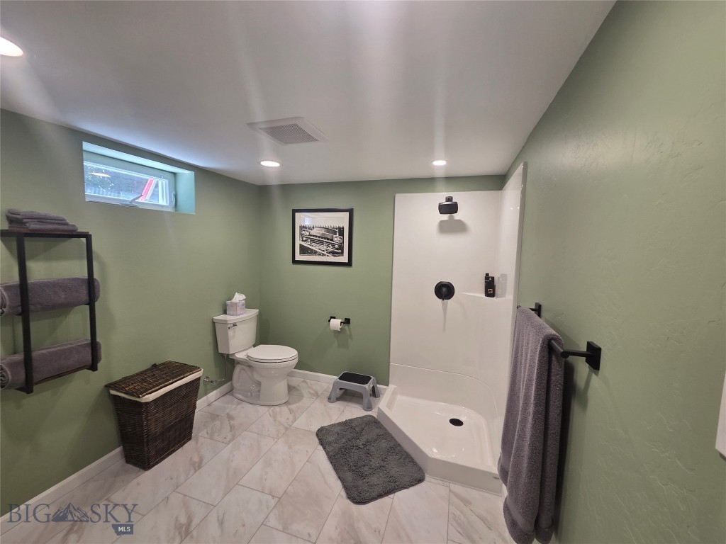 1303 C Property Photo 23