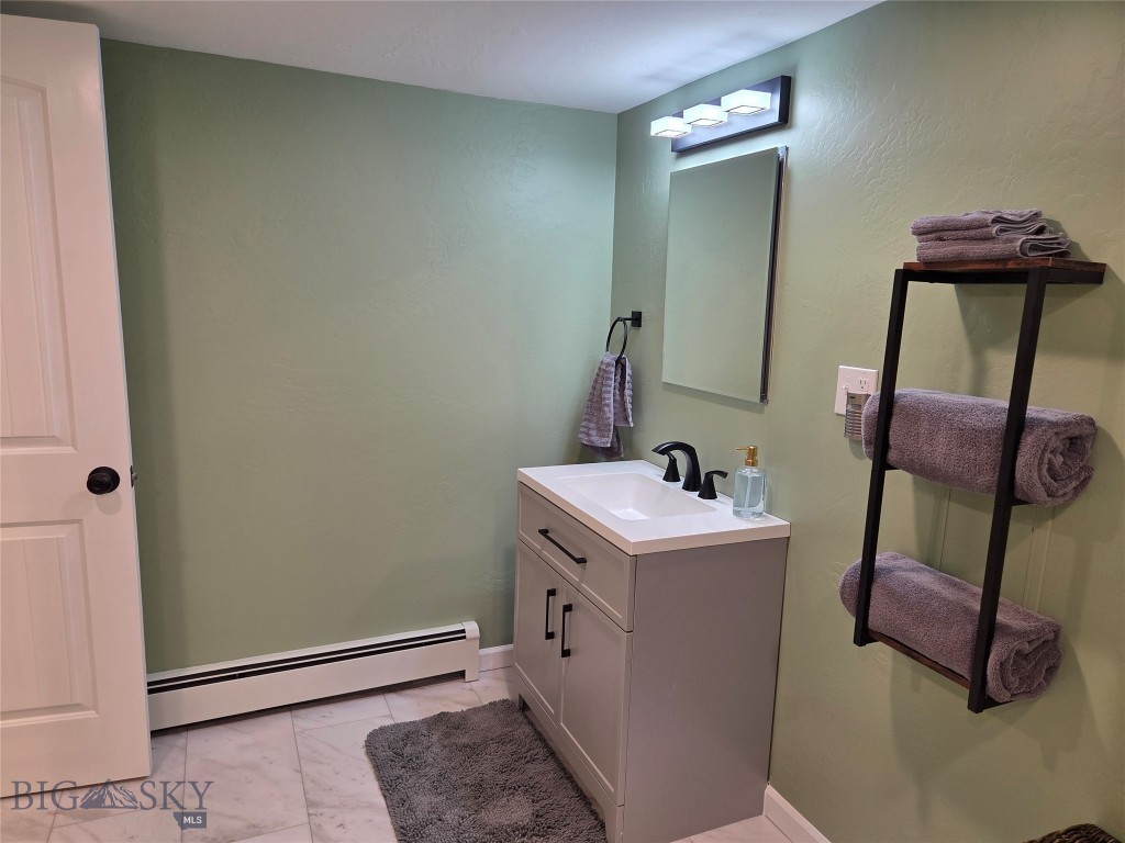 1303 C Property Photo 24