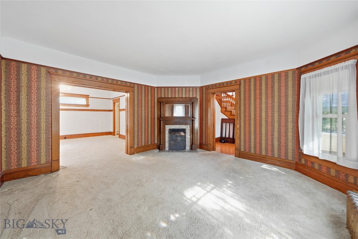 809 S 3rd Avenue Property Photo 9