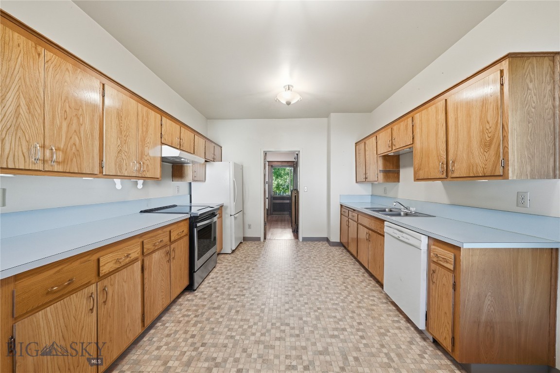 809 S 3rd Avenue Property Photo 15