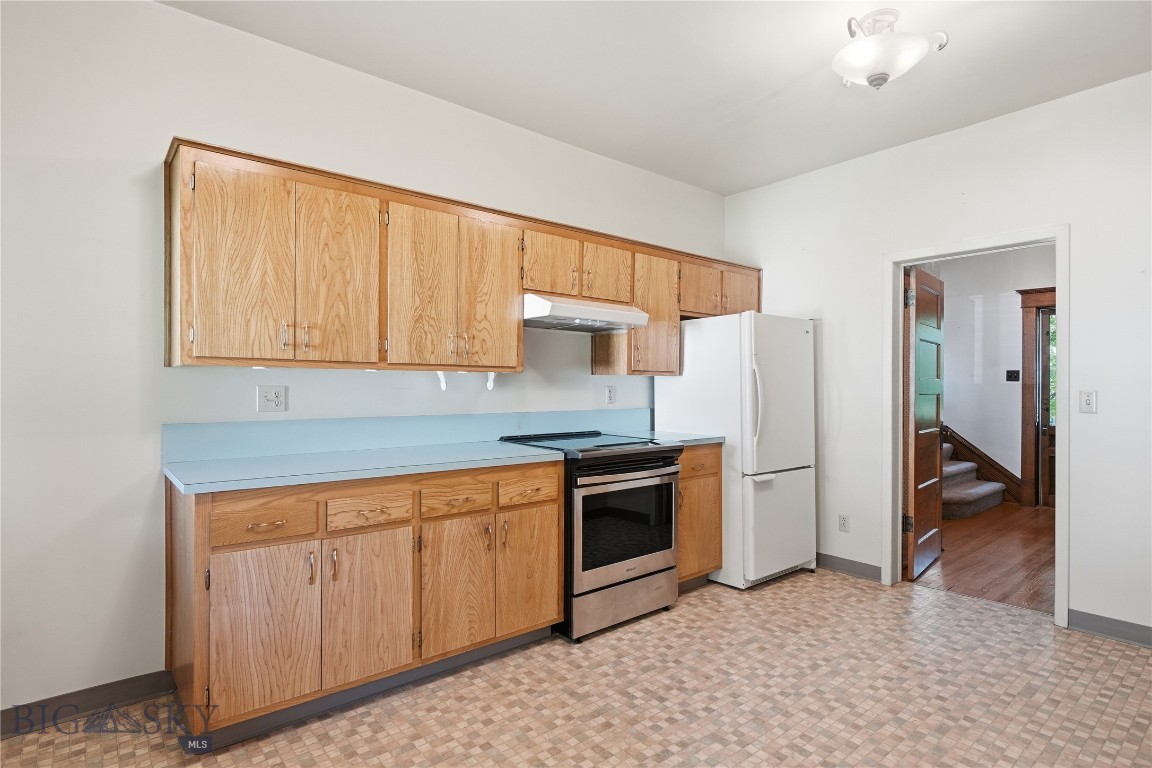 809 S 3rd Avenue Property Photo 17