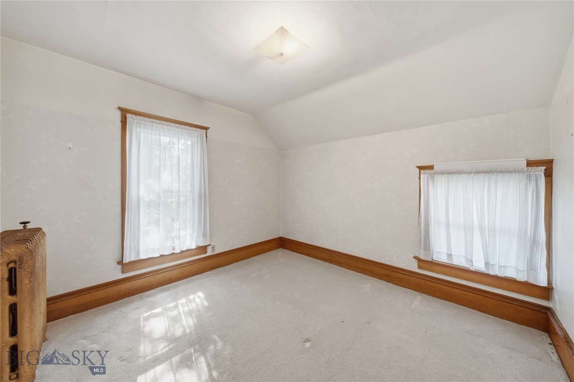 809 S 3rd Avenue Property Photo 31
