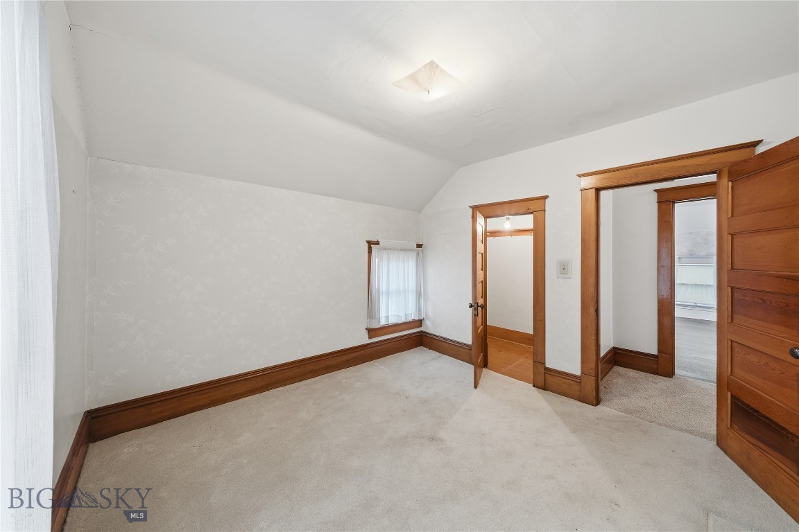 809 S 3rd Avenue Property Photo 32