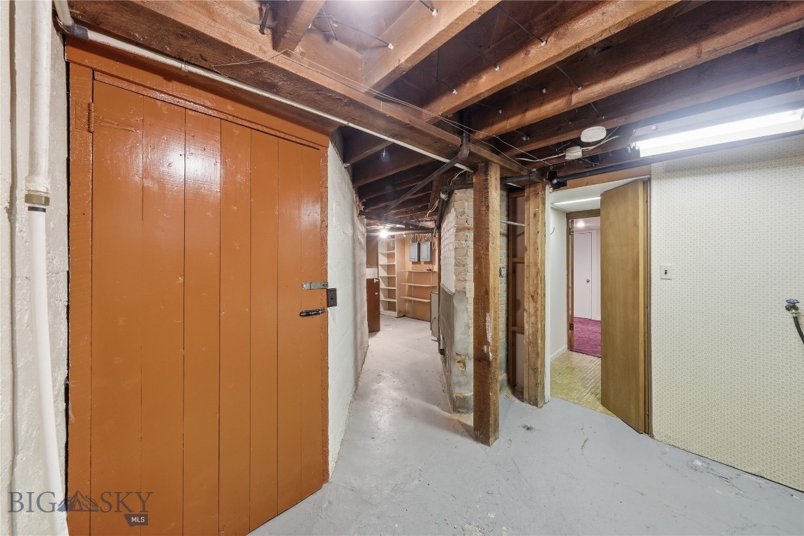 809 S 3rd Avenue Property Photo 35