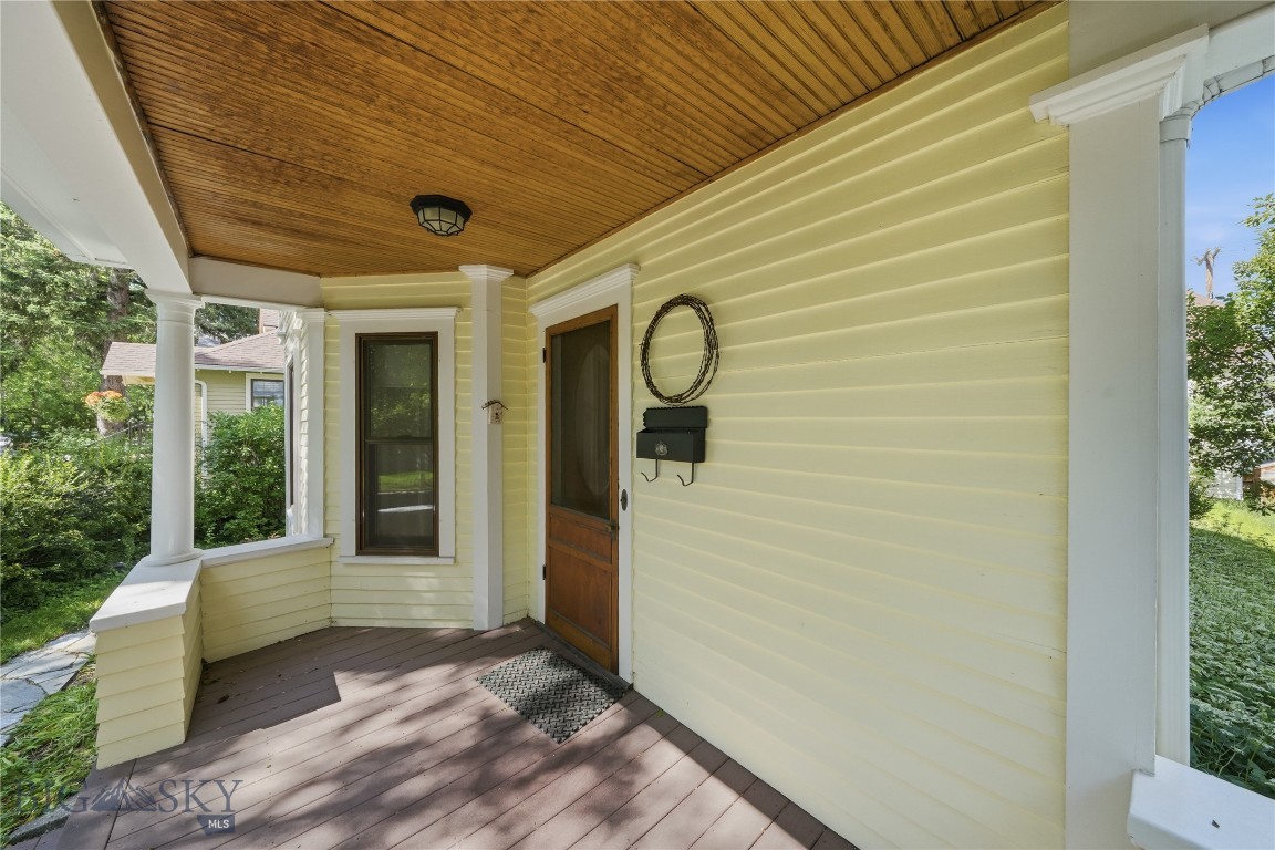 809 S 3rd Avenue Property Photo 45