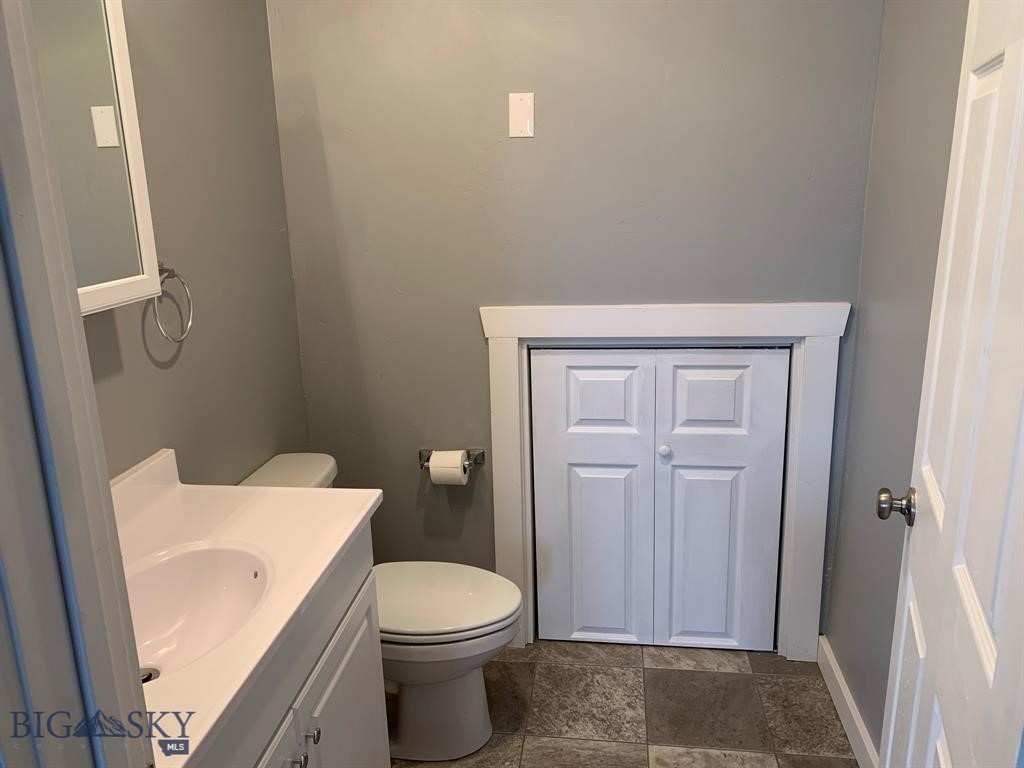 315-321 N Washington Property Photo 10