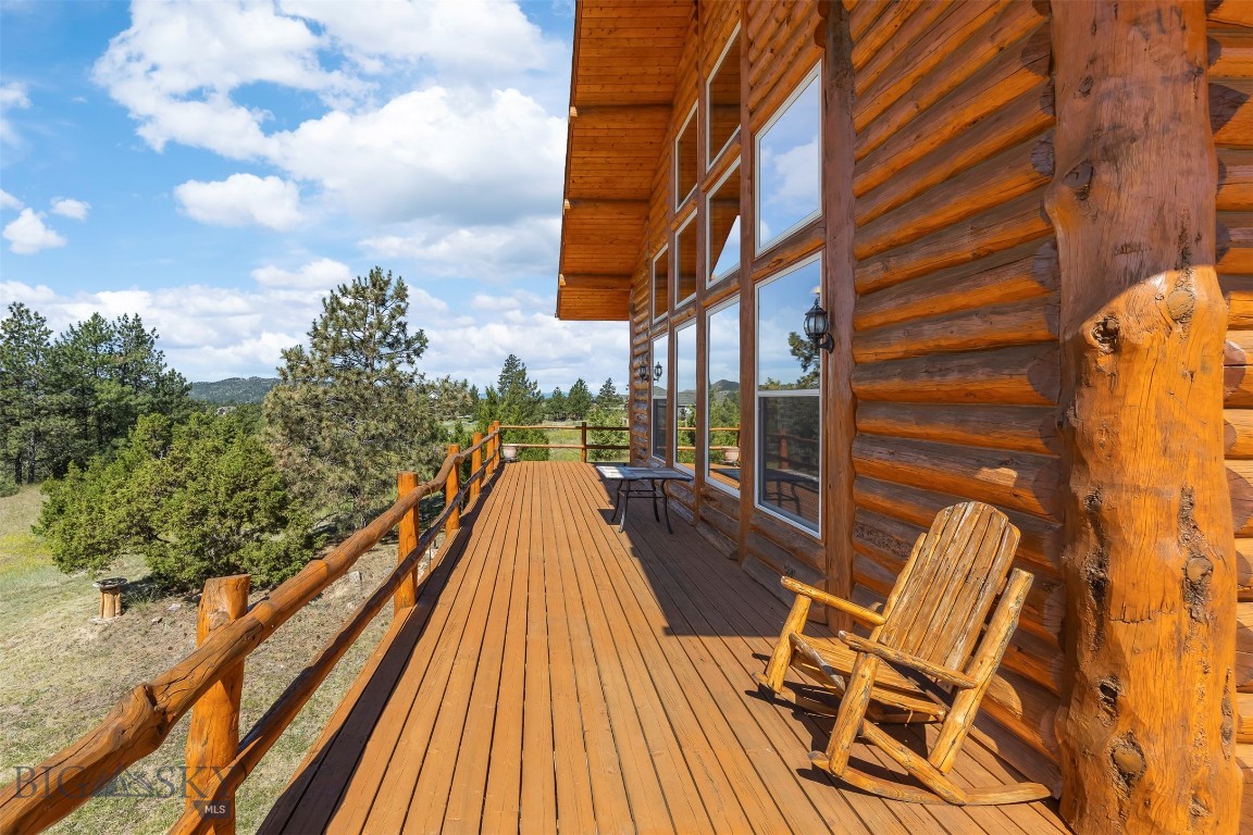 4085 Sunset Ridge Drive Property Photo 8