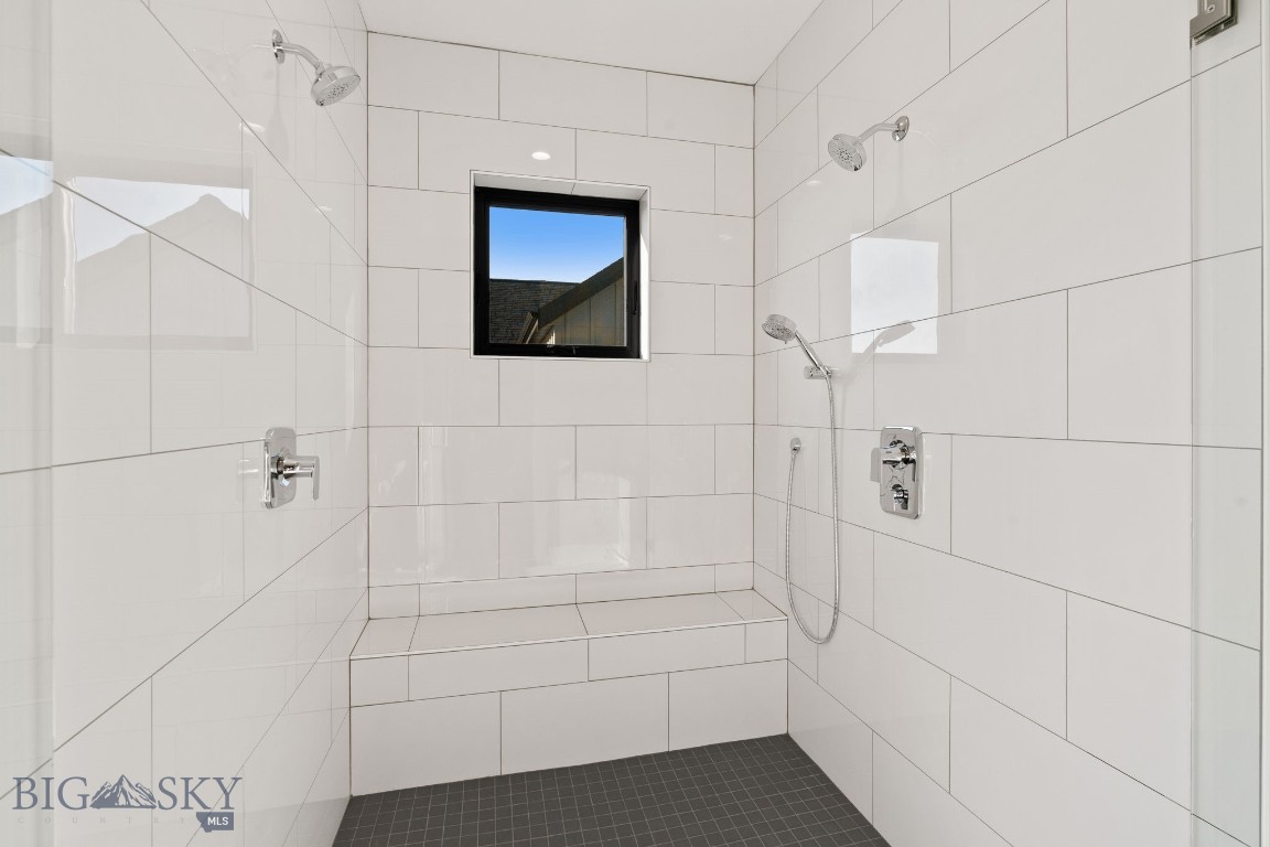 141 Creekbank Loop Property Photo 32