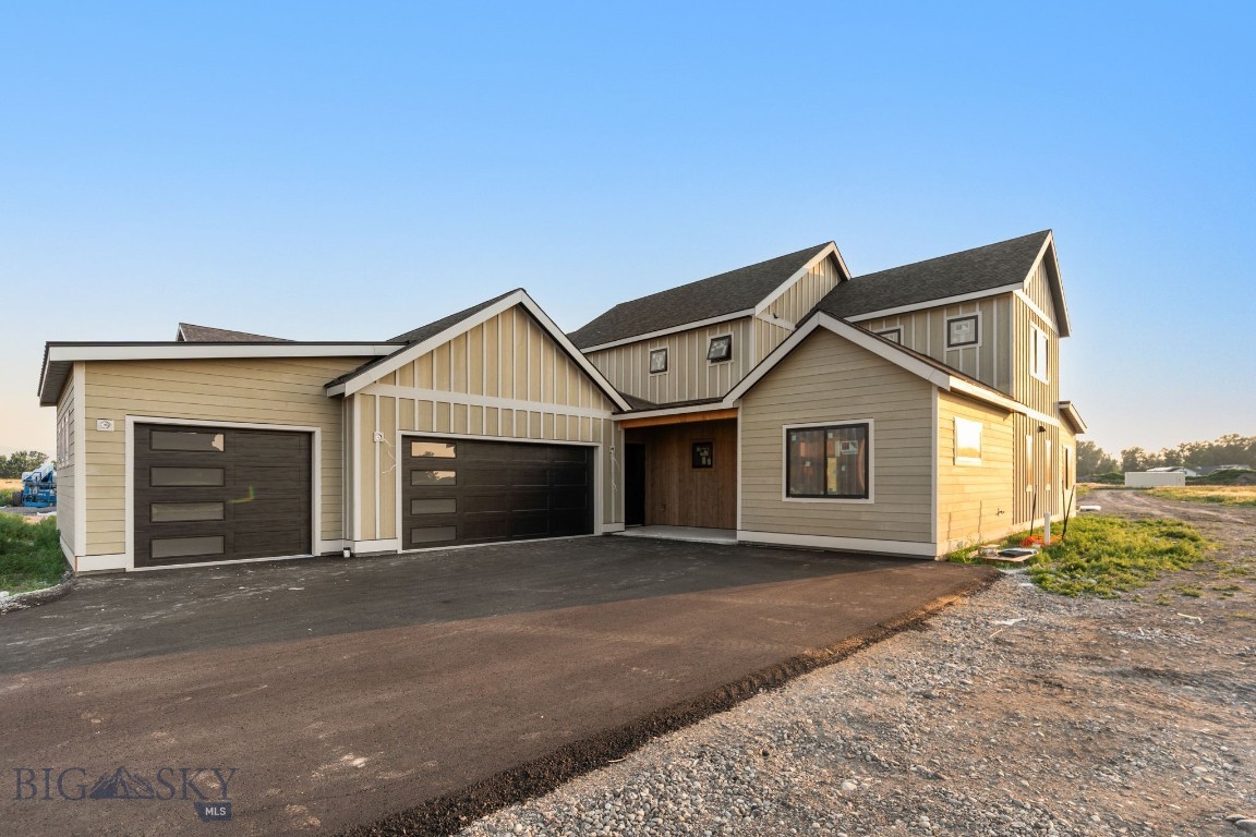 257 Creekbank Loop Property Photo 2