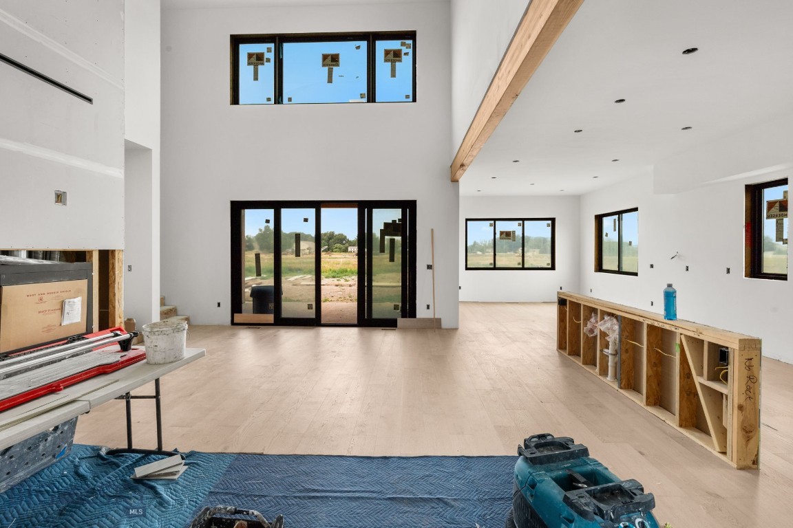 257 Creekbank Loop Property Photo 4