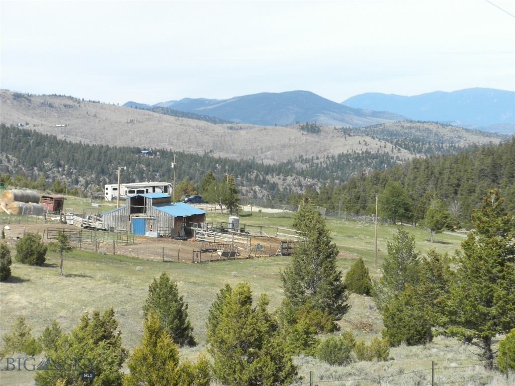 49 Cedar Crest Property Photo 2