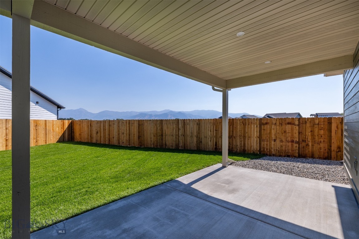 2300 Oriole Drive Property Photo 11