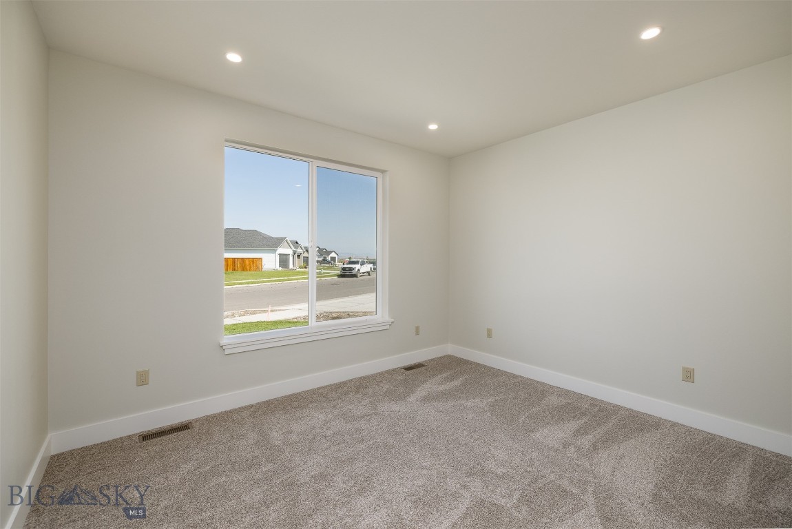 2300 Oriole Drive Property Photo 24