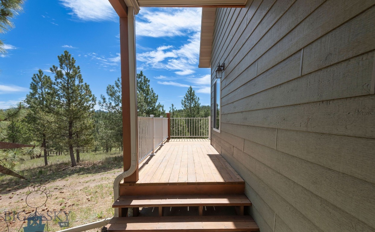 6190 Hauser Dam Road Property Photo 5