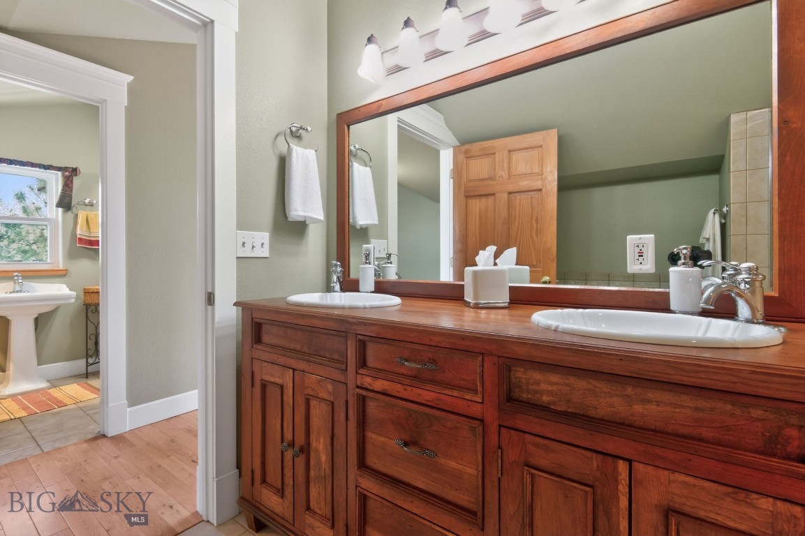 6190 Hauser Dam Road Property Photo 20