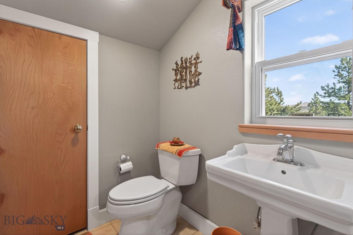 6190 Hauser Dam Road Property Photo 21