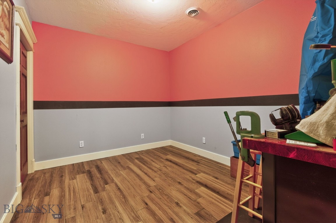 6190 Hauser Dam Road Property Photo 27