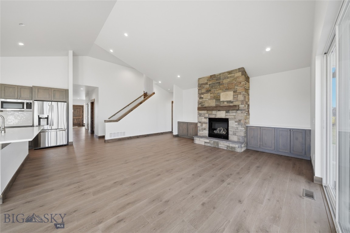 411 Cloudfield Circle Property Photo 14