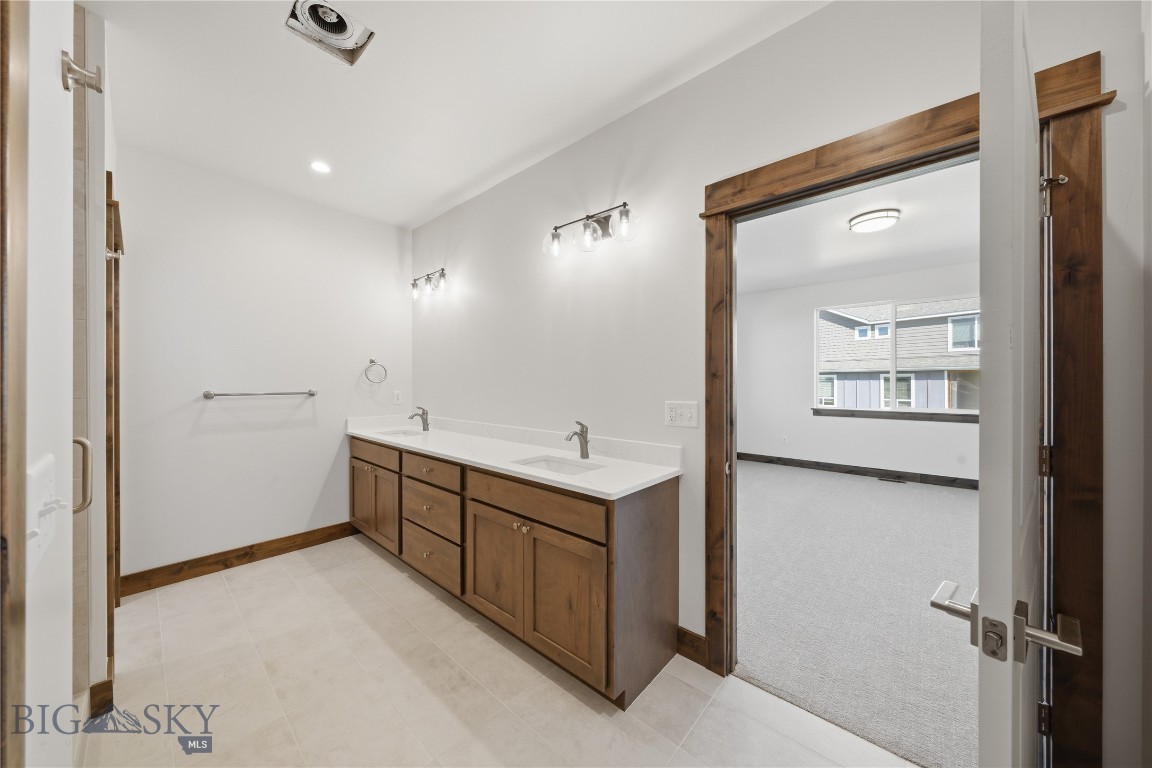 411 Cloudfield Circle Property Photo 17
