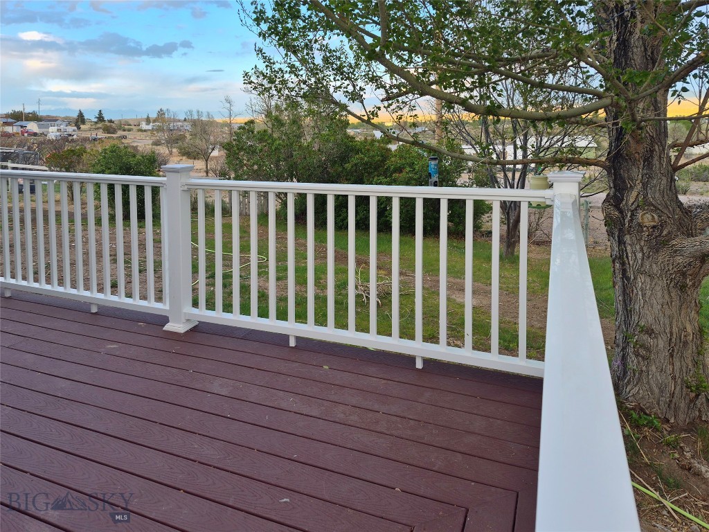 1186 Lovers Leap Property Photo 16