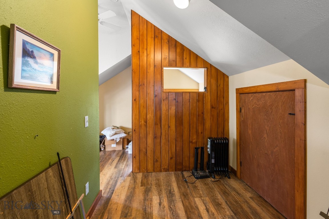 818 S 7th Avenue Property Photo 16