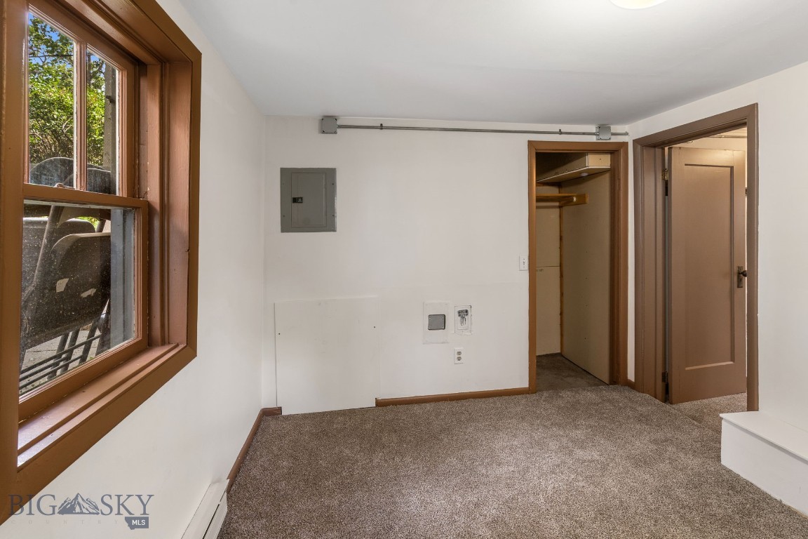 818 S 7th Avenue Property Photo 27