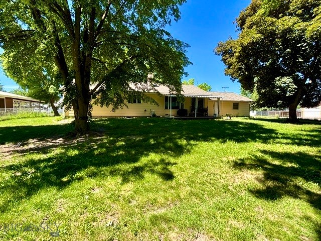 206 Stanton Street Property Photo 6