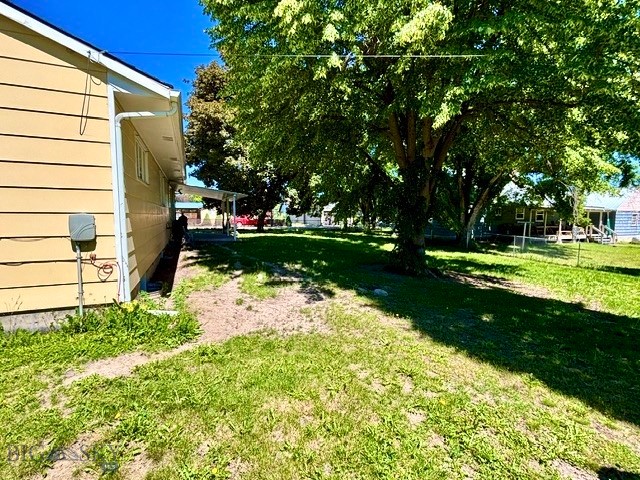 206 Stanton Street Property Photo 10
