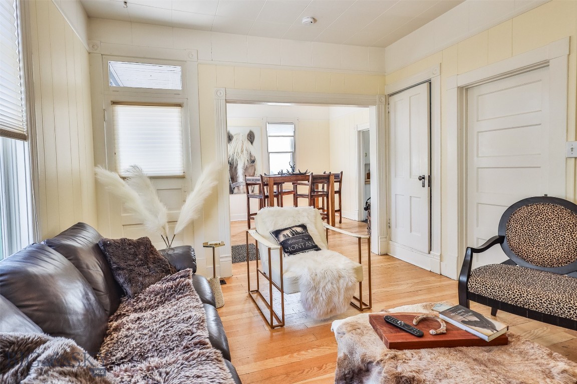 527 Edison Street Property Photo 10
