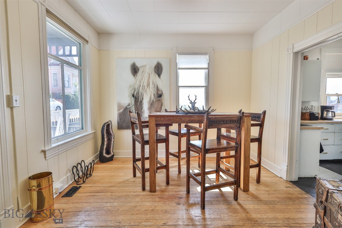 527 Edison Street Property Photo 13
