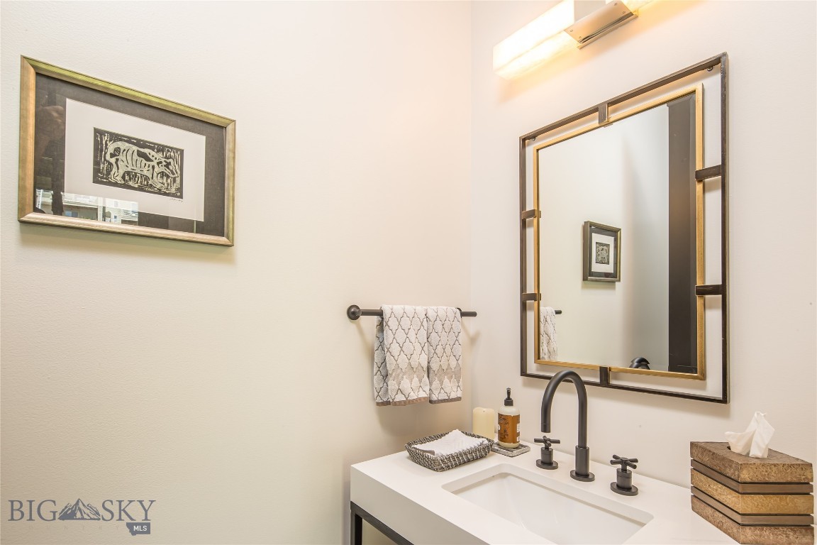 7 Upper Moose Hill Property Photo 12