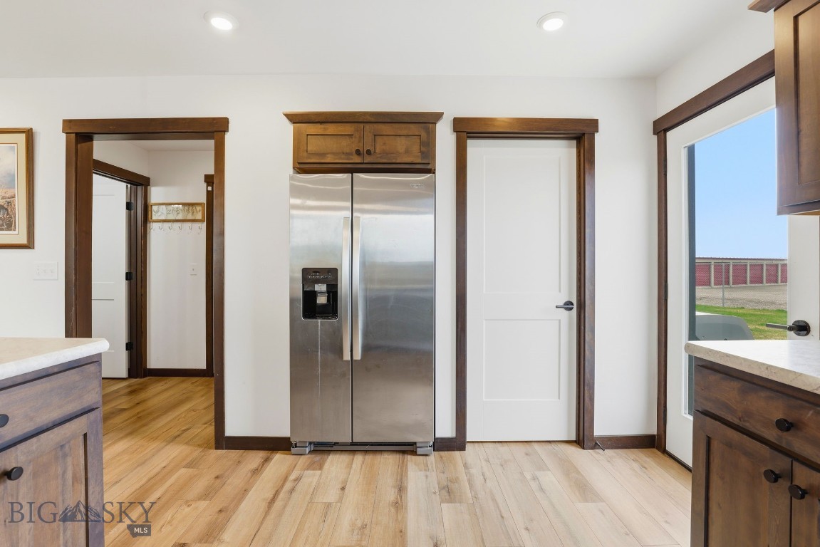 2016 Ross Way Property Photo 10