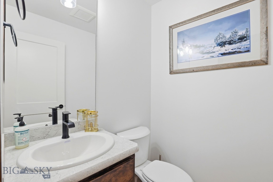 2016 Ross Way Property Photo 12