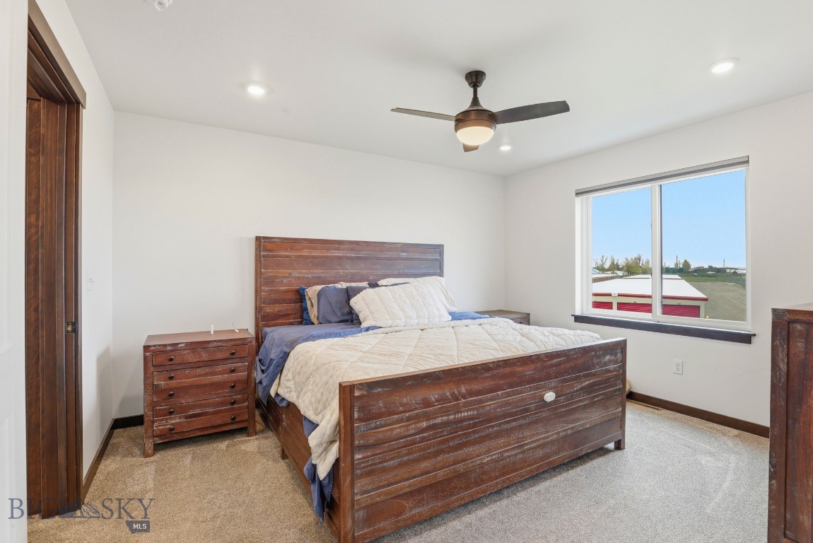 2016 Ross Way Property Photo 18