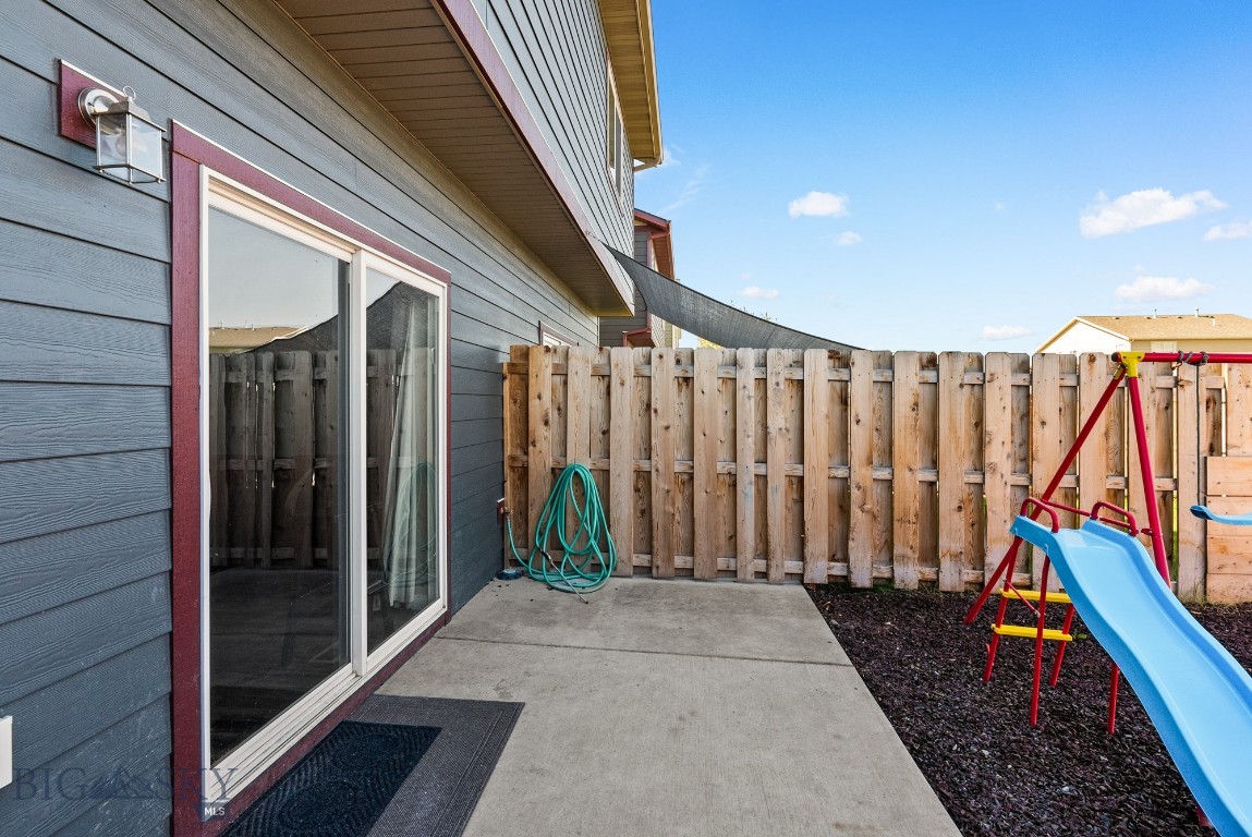 97 9th Street B Property Photo 17