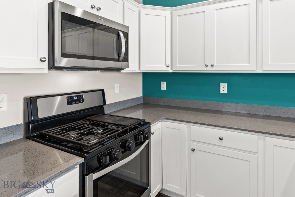 97 9th Street B Property Photo 23
