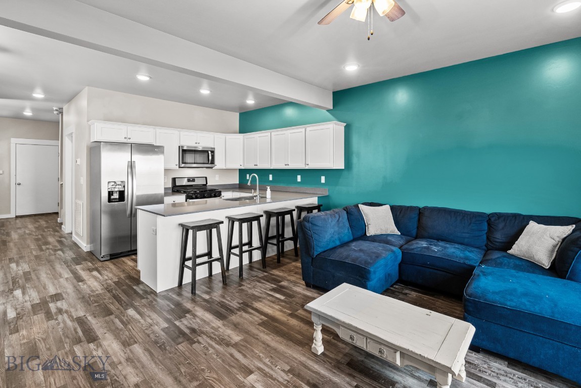 97 9th Street B Property Photo 26