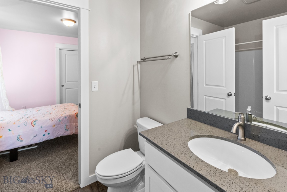 97 9th Street B Property Photo 38
