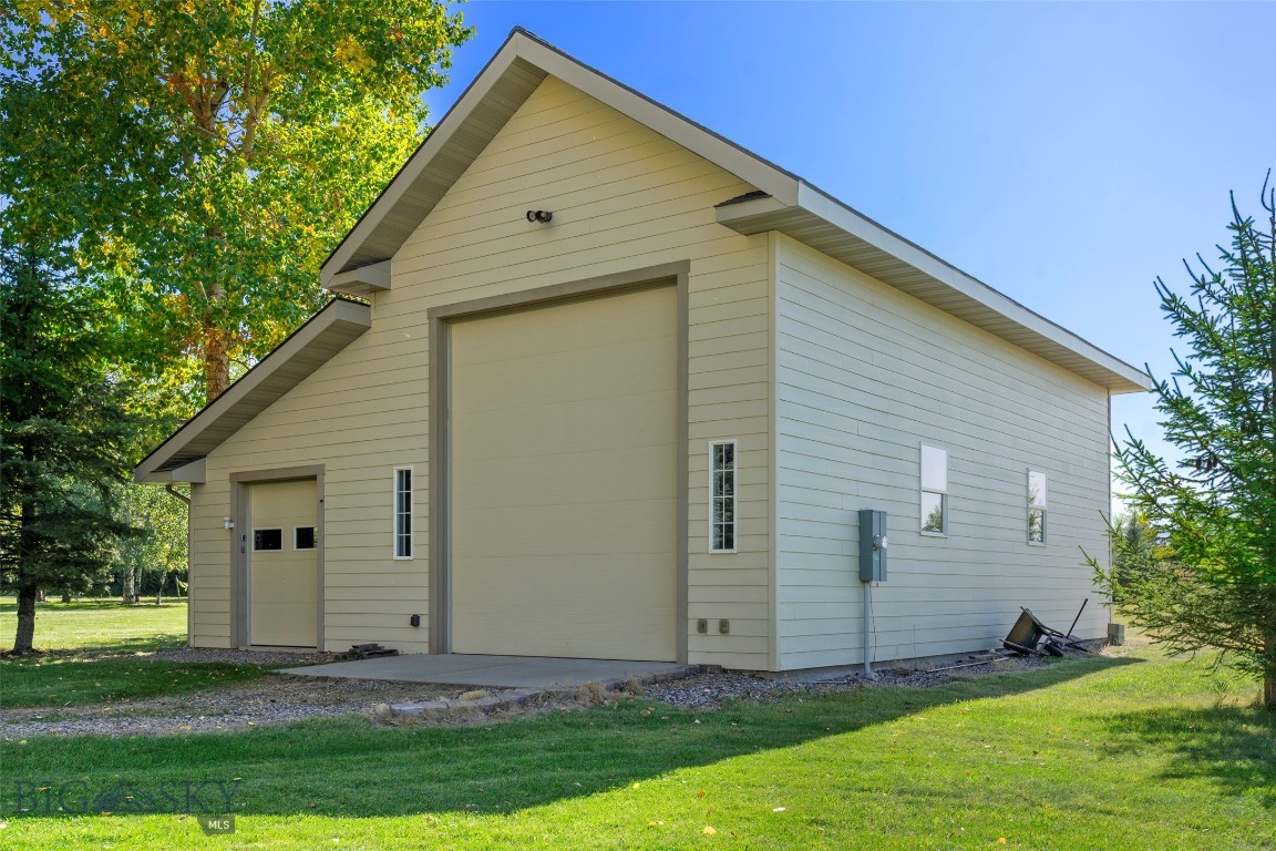 24 Legend Court Property Photo 15