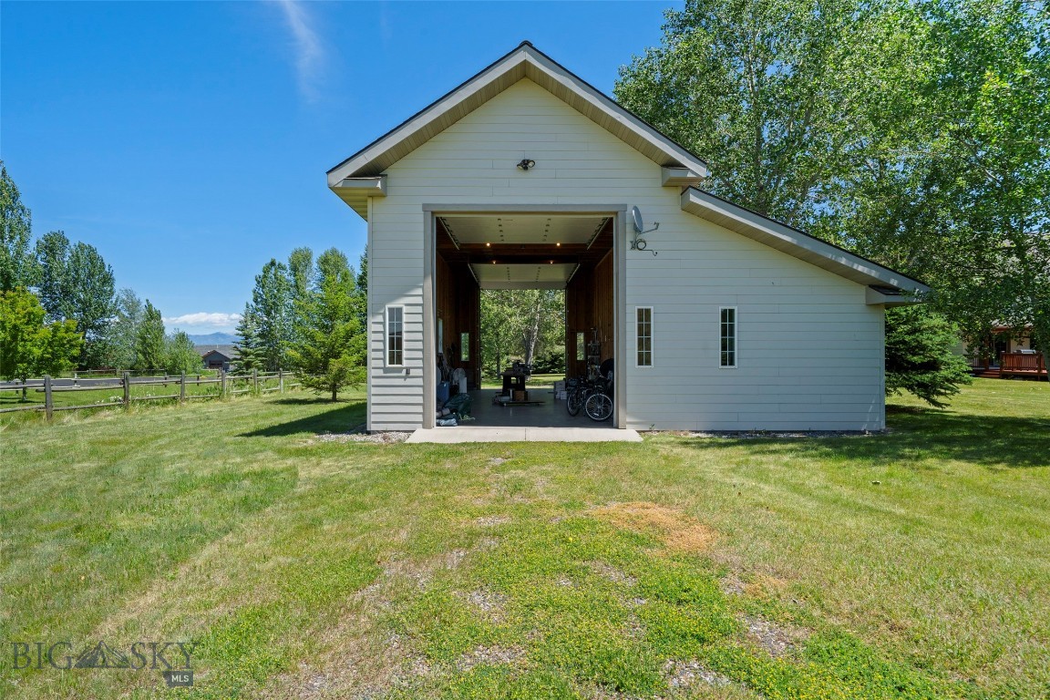 24 Legend Court Property Photo 65