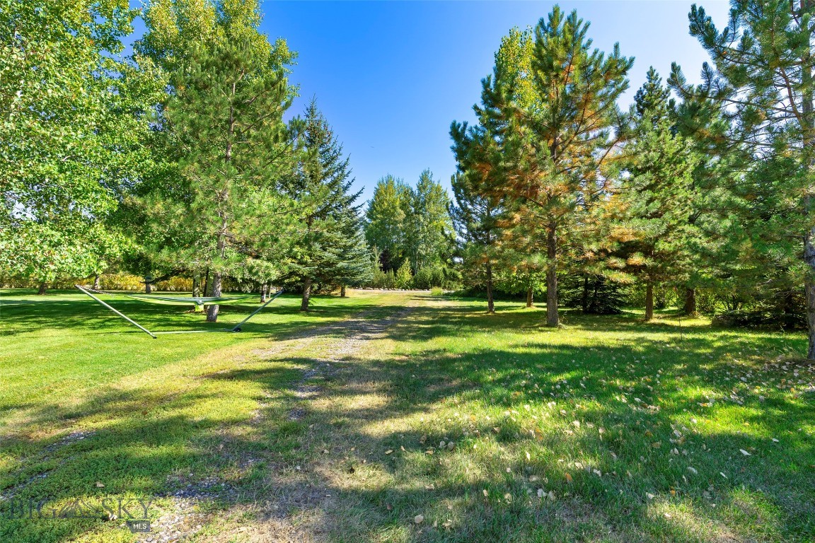 24 Legend Court Property Photo 72