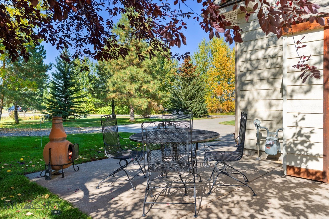 24 Legend Court Property Photo 74