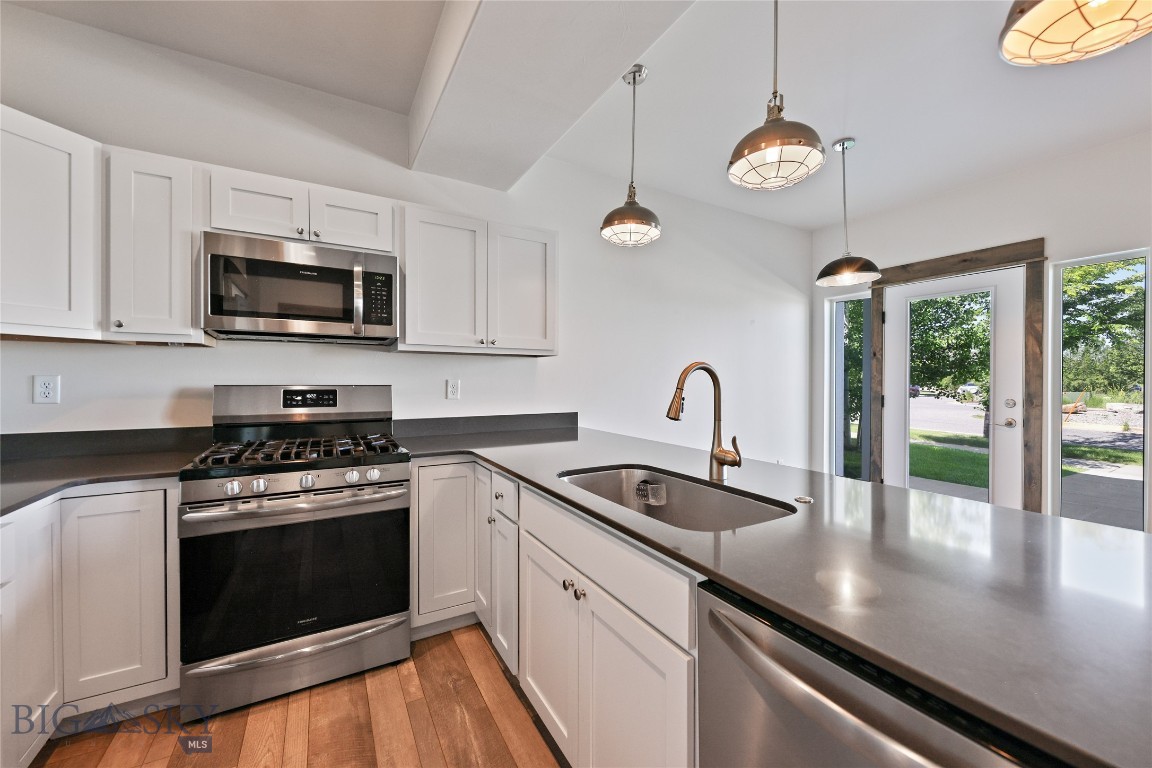 1245 Baxter Creek Way B Property Photo 5