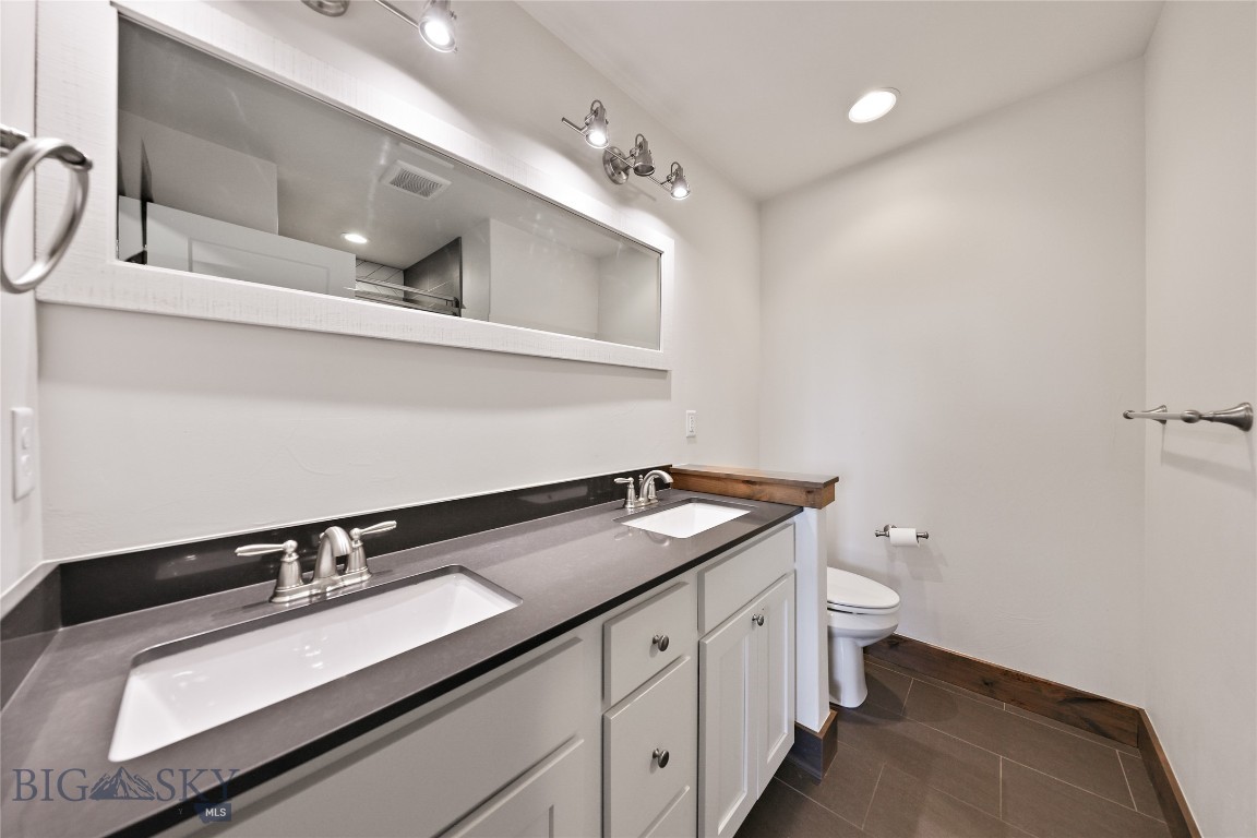 1245 Baxter Creek Way B Property Photo 30