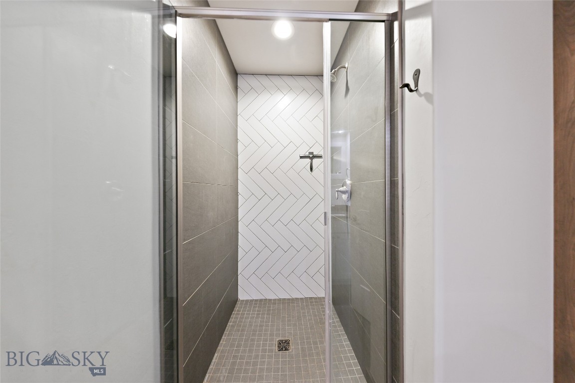 1245 Baxter Creek Way B Property Photo 31