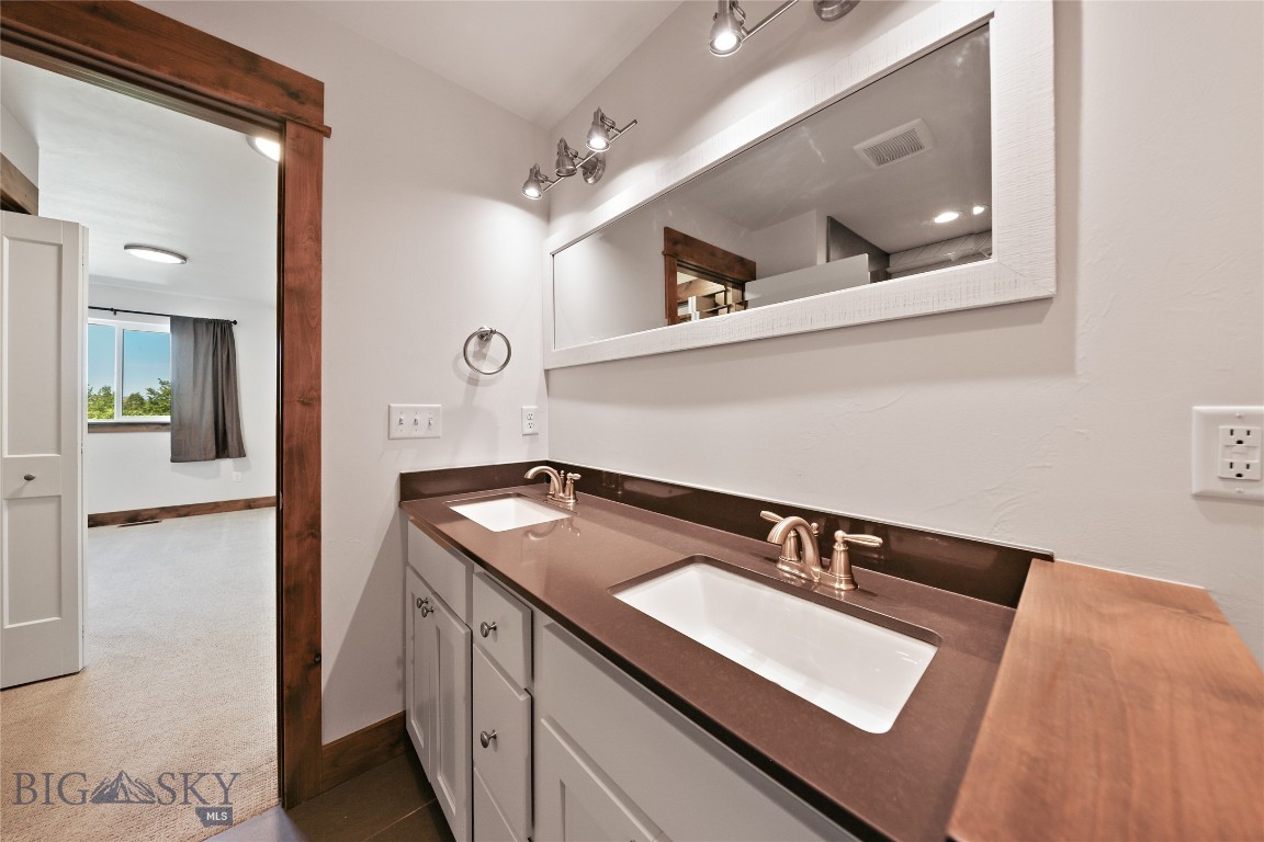 1245 Baxter Creek Way B Property Photo 33