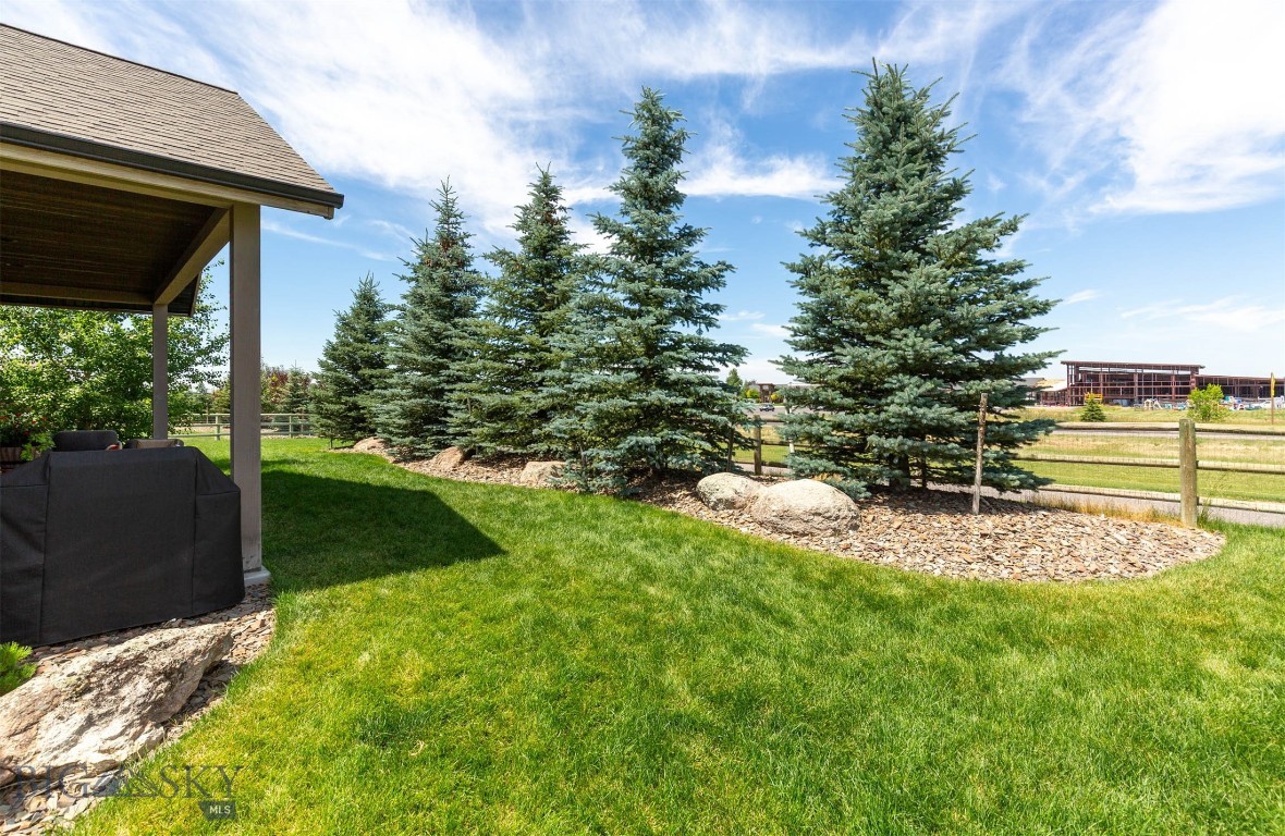 631 White Horse Loop Property Photo 22