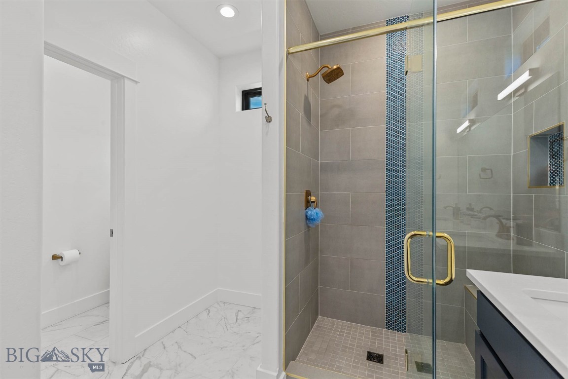 631 White Horse Loop Property Photo 27
