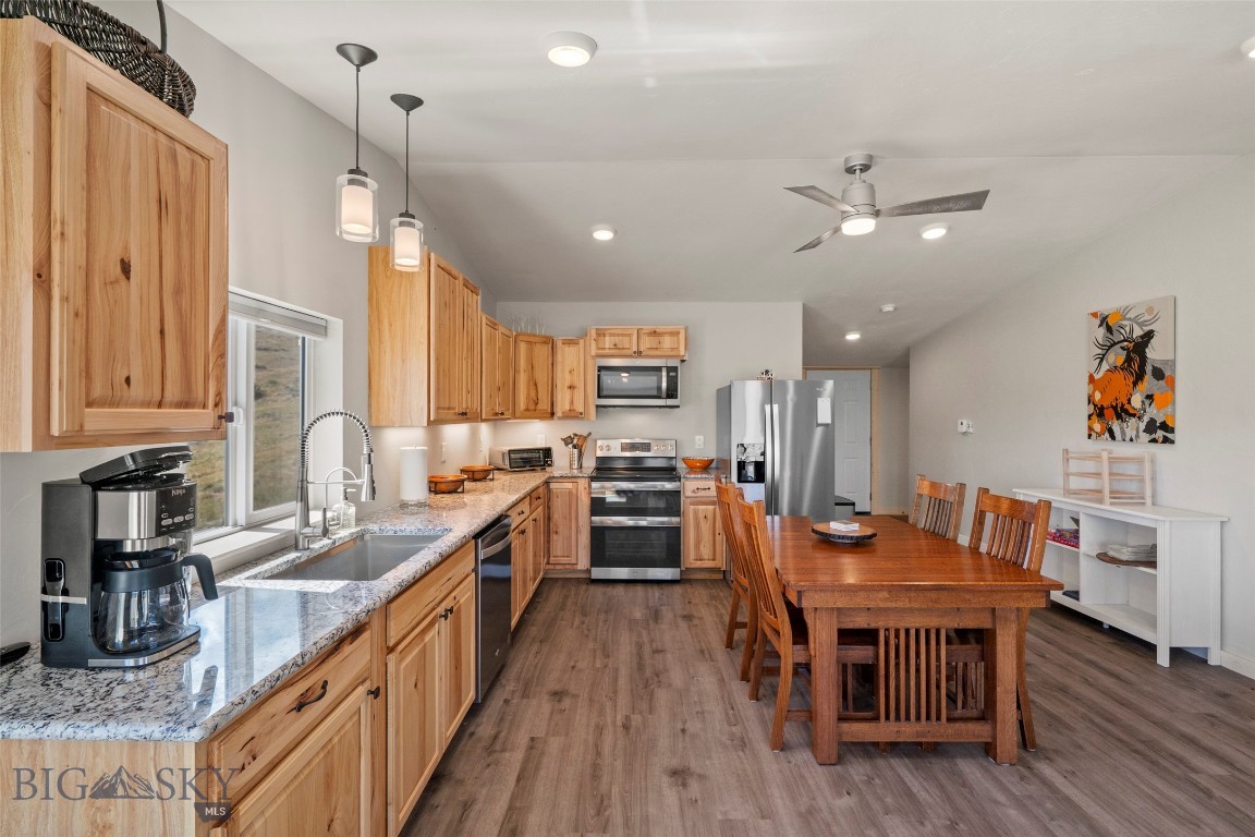 52 Arcturus Drive Property Photo 21