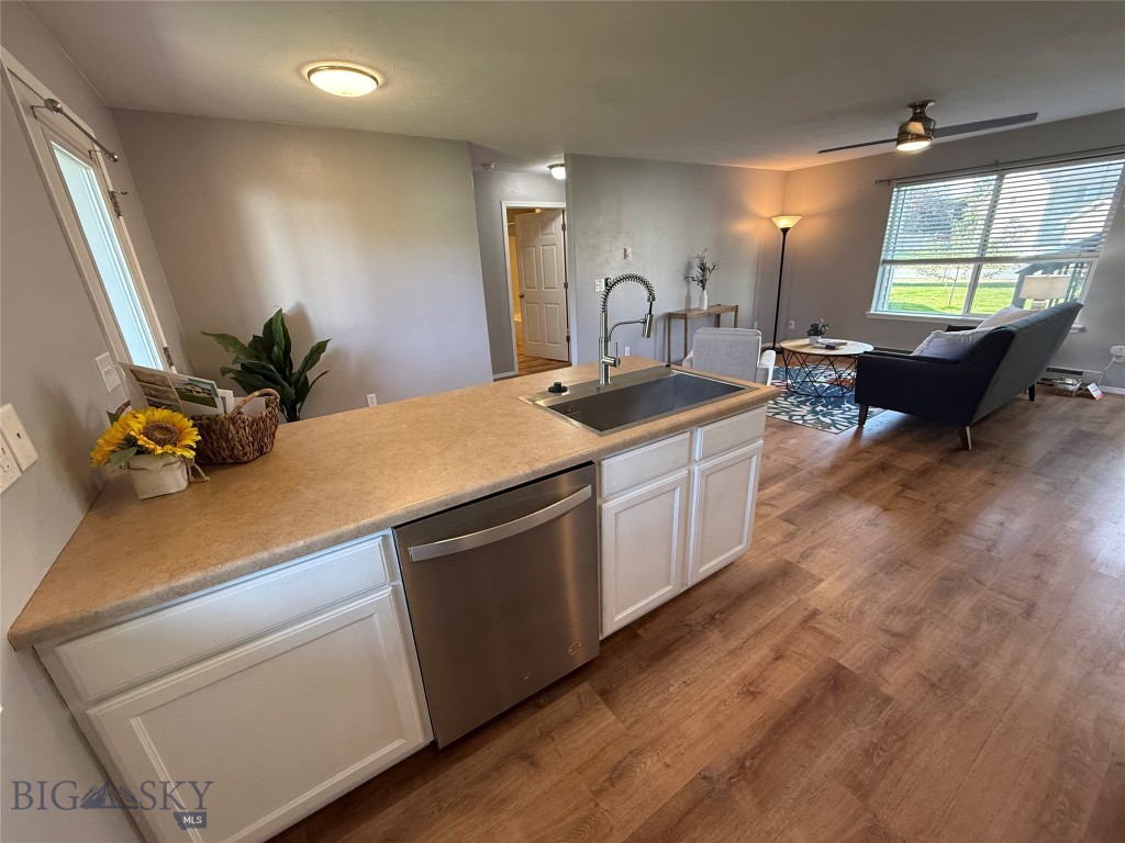 904 Jeanette Place 2 Property Photo 10